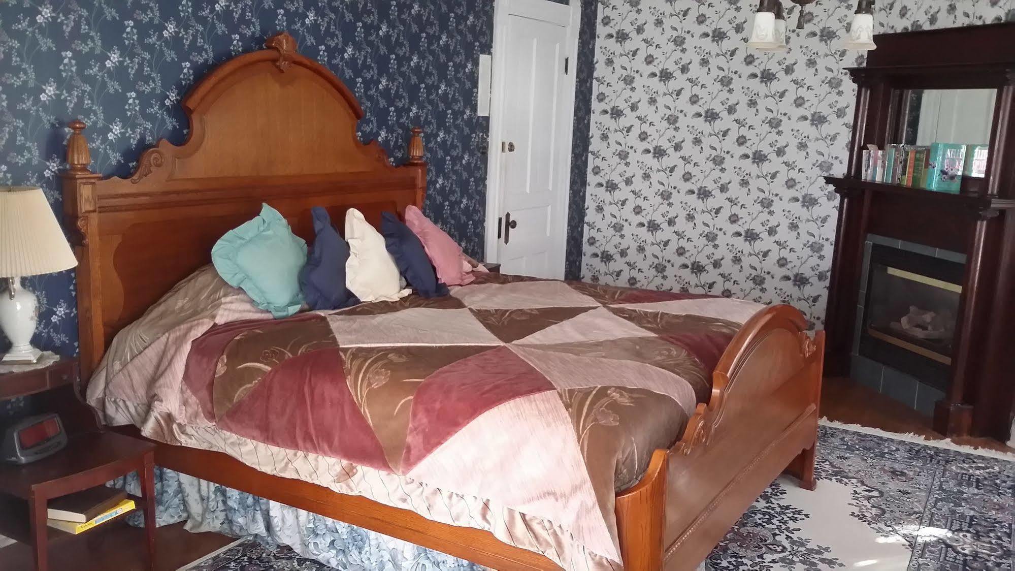 Chestnut Charm Bed & Breakfast Atlantic المظهر الخارجي الصورة