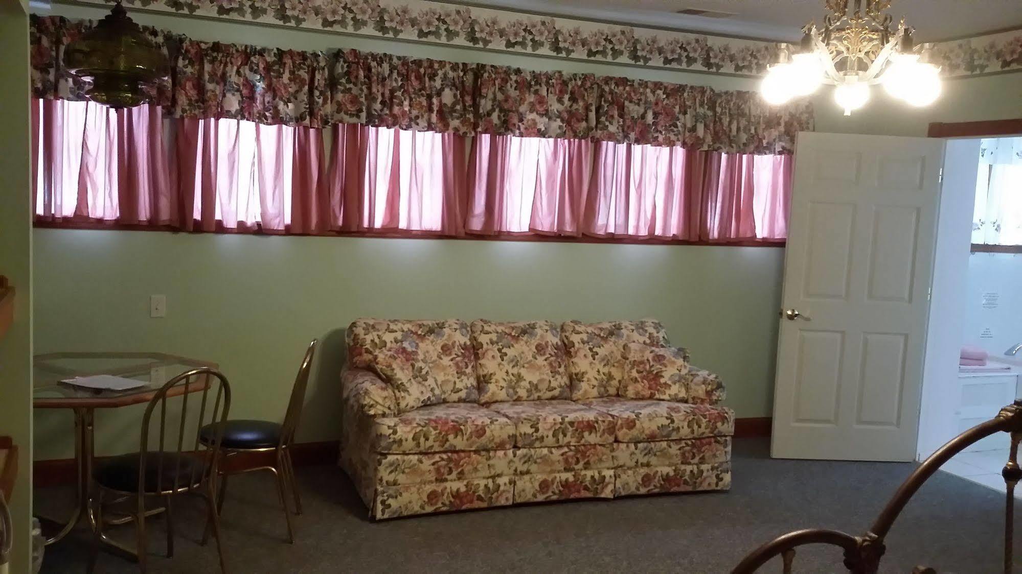 Chestnut Charm Bed & Breakfast Atlantic المظهر الخارجي الصورة